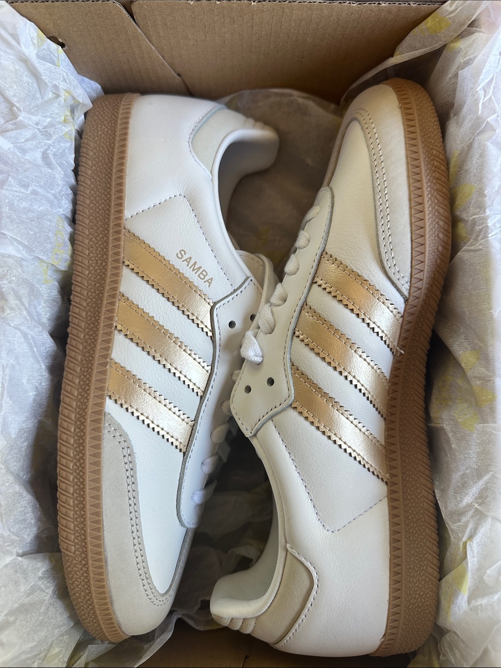 Adidas Samba OG Off-White with Gold Stripes - Picture 6 of 6